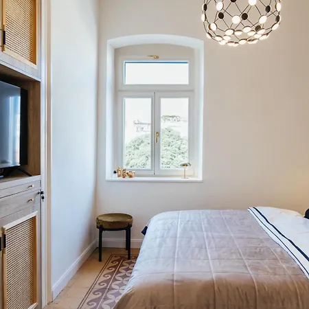 Peacock * 스플리트