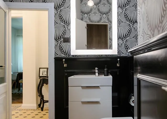 Peacock דירה ספליט