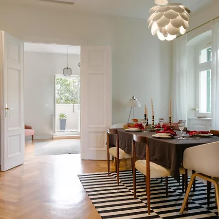 Boutique Peacock - Apartment *